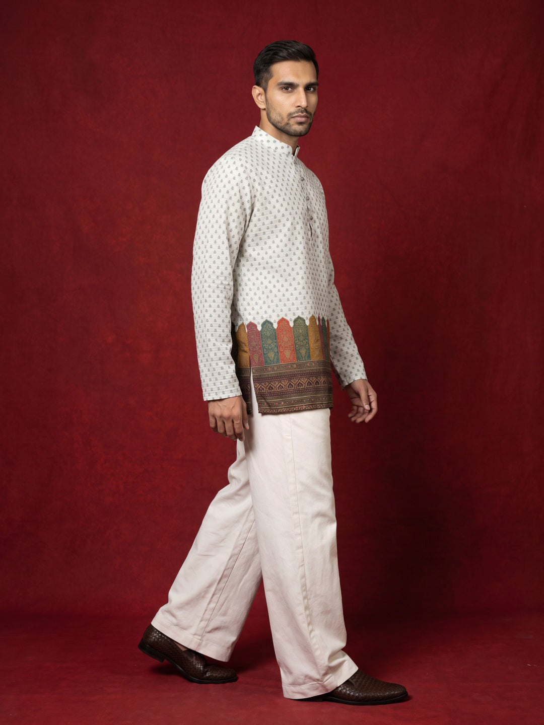 DesiQlo Men Printed Kurta Pyjama Set - White - 65KP_PJ11W_5623White_S