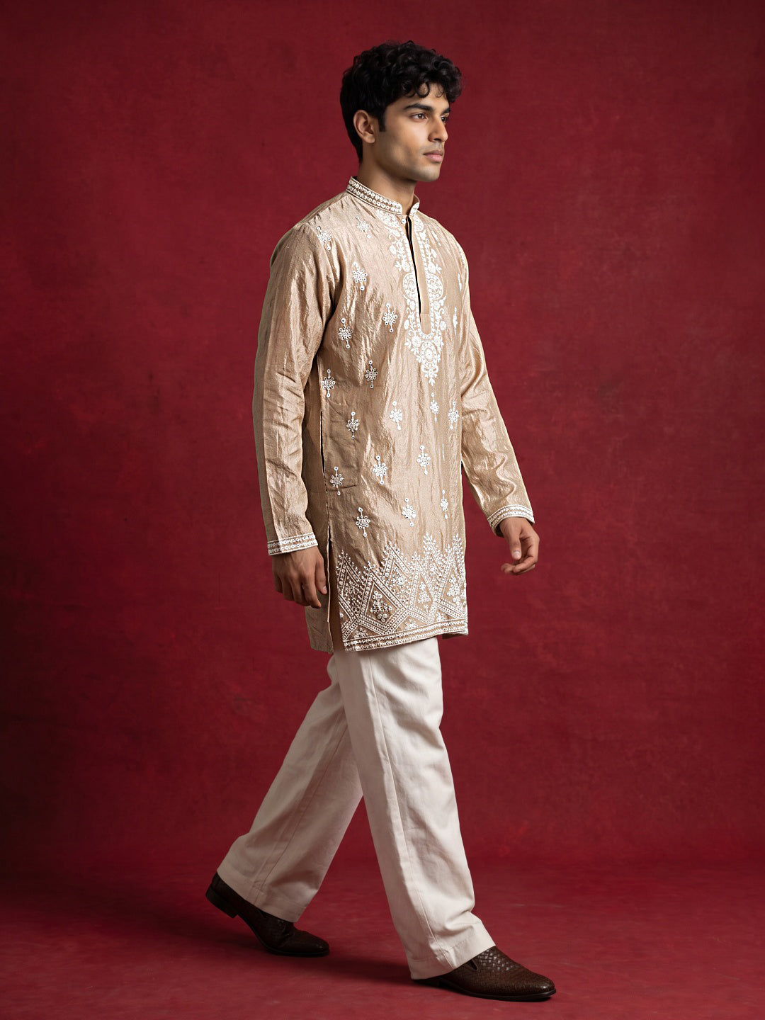 DesiQlo Men Embroidered Kurta Pyjama Set - Beige - 65KP_PJ11W_5626Beig
