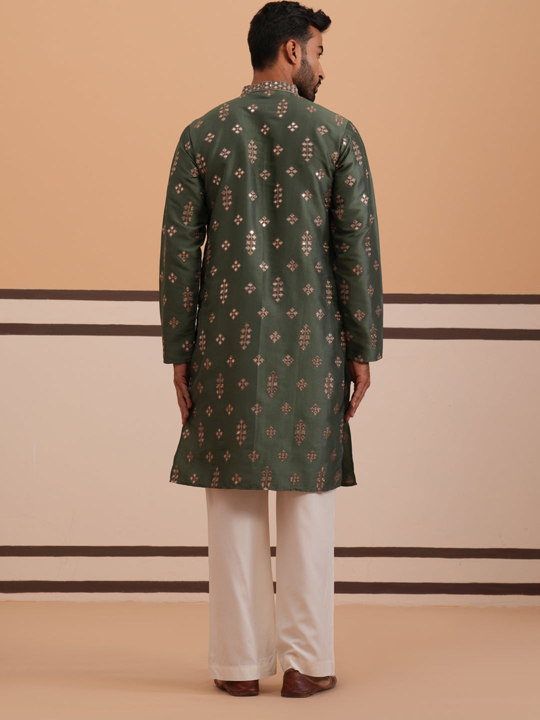 DesiQlo Men Embroidered Kurta Pyjama Set - Green - 65KP_D-PJ11W_5355Ol