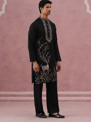 Men Ethnic Embroidered Kurta Set (65KP PJ11B 5342 Black )
