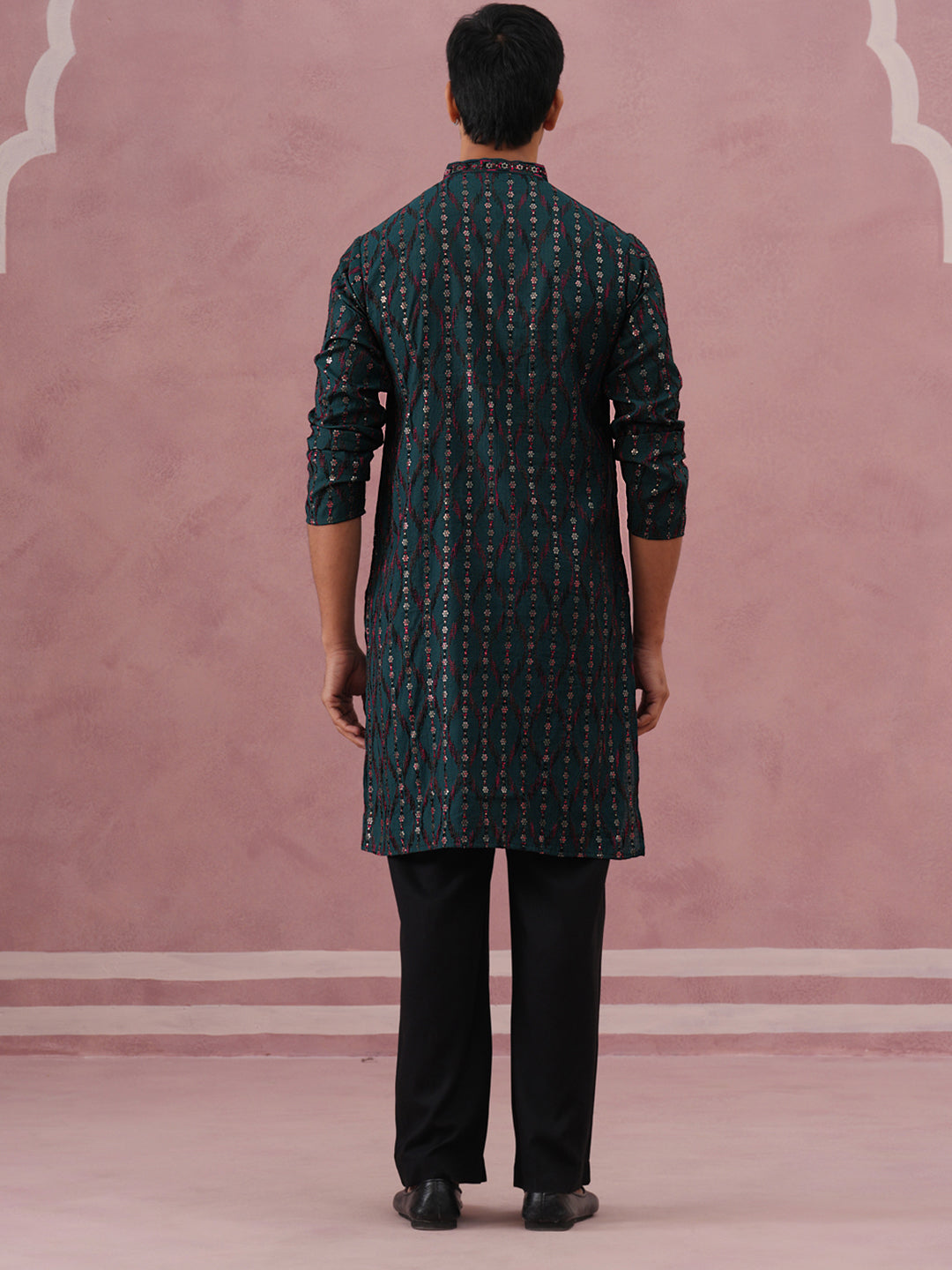 DesiQlo Men Embroidered Kurta Pyjama Set - Green - 65KP_PJ11B_5372Oliv