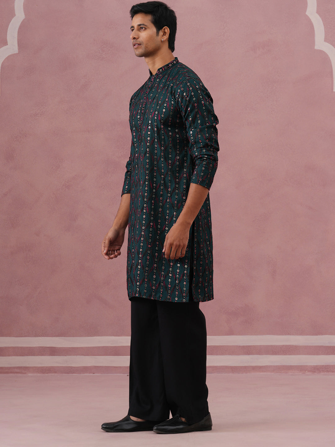 DesiQlo Men Embroidered Kurta Pyjama Set - Green - 65KP_PJ11B_5372Oliv