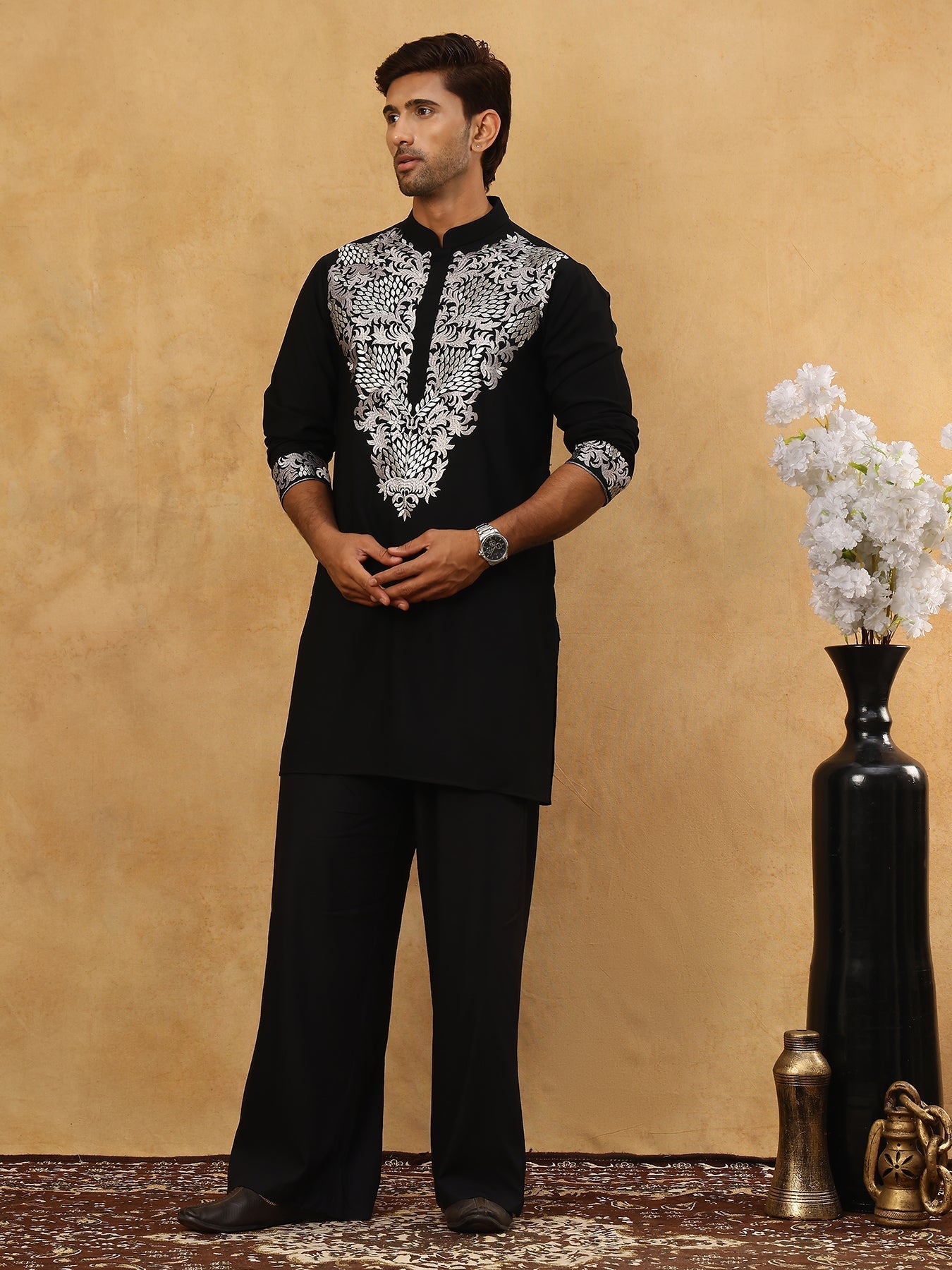 DesiQlo Men Embroidered Kurta Pyjama Set - Black - 65KP_PJ11B_5453Blac