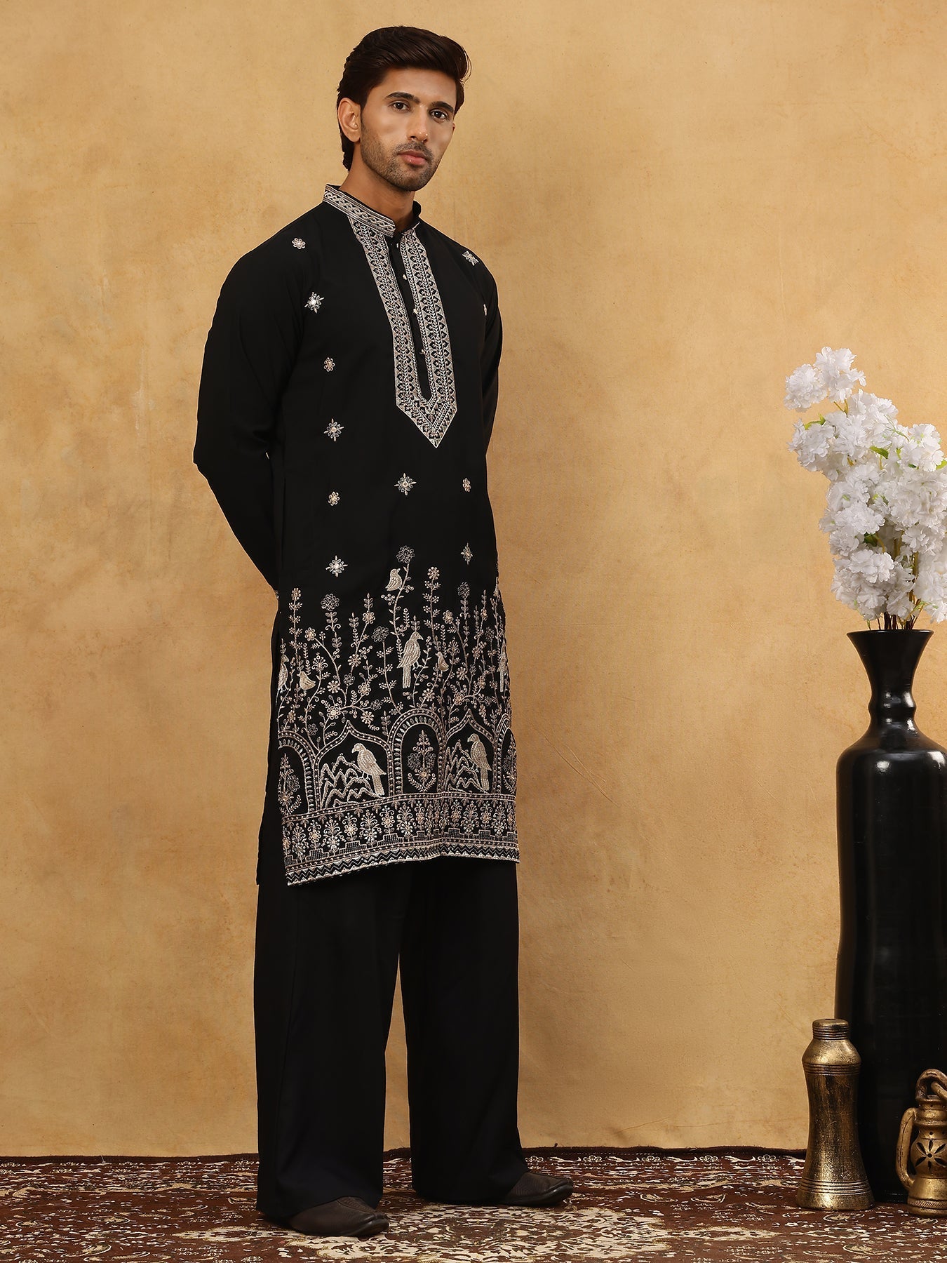 DesiQlo Men Embroidered Kurta Pyjama Set - Black - 65KP_PJ11B_5503Blac