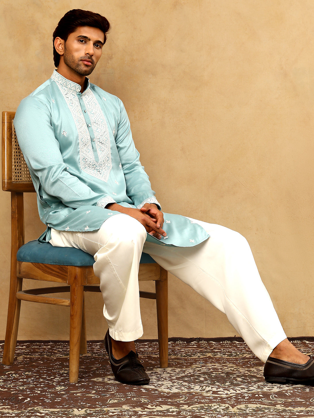 DesiQlo Men Embroidered Kurta Pyjama Set - Blue - 65KP_PJ11W_5360Blue_