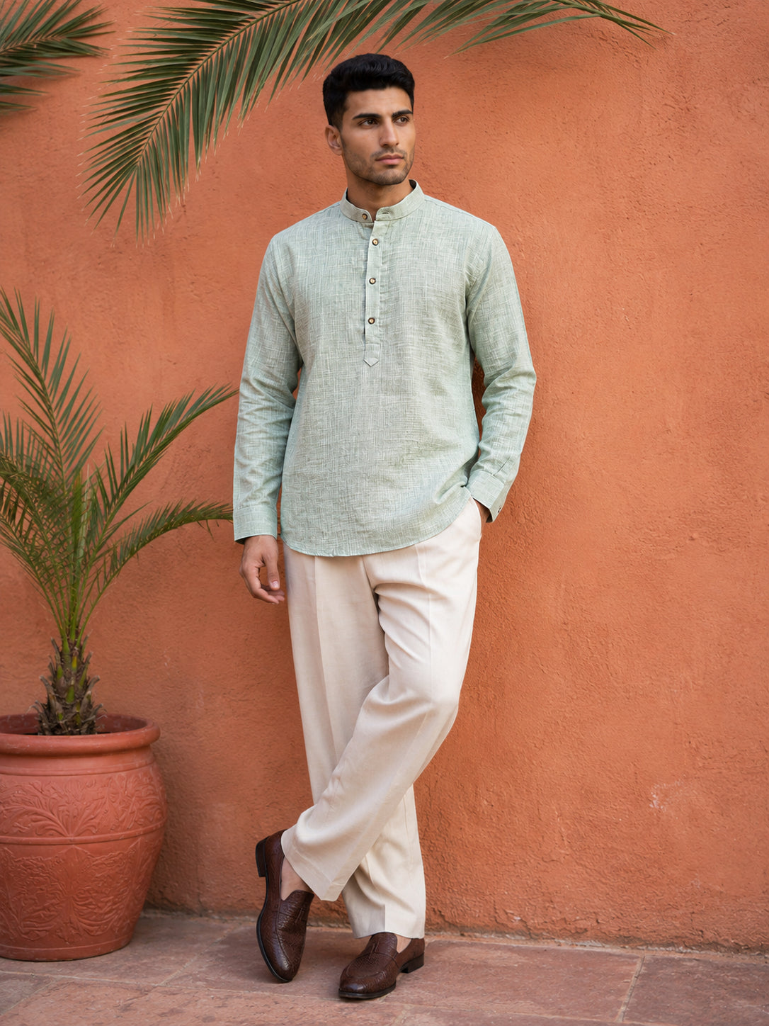 DesiQlo Men Solid Kurta Only - Green