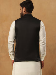 Men’s Silk Blend Embroidered Nehru Jacket (65WC 4150 Black )