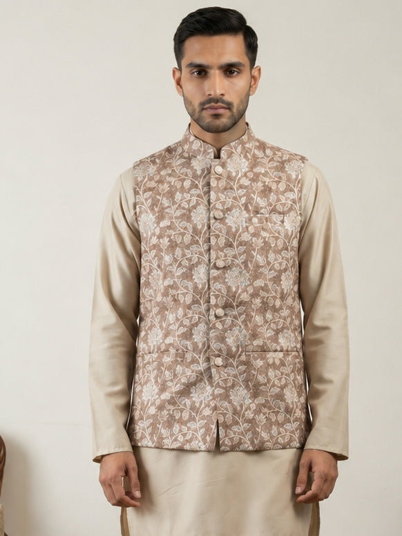 DesiQlo Men Embroidered Nehru Jacket and Kurta Pyjama S - 65WC_4165Bei