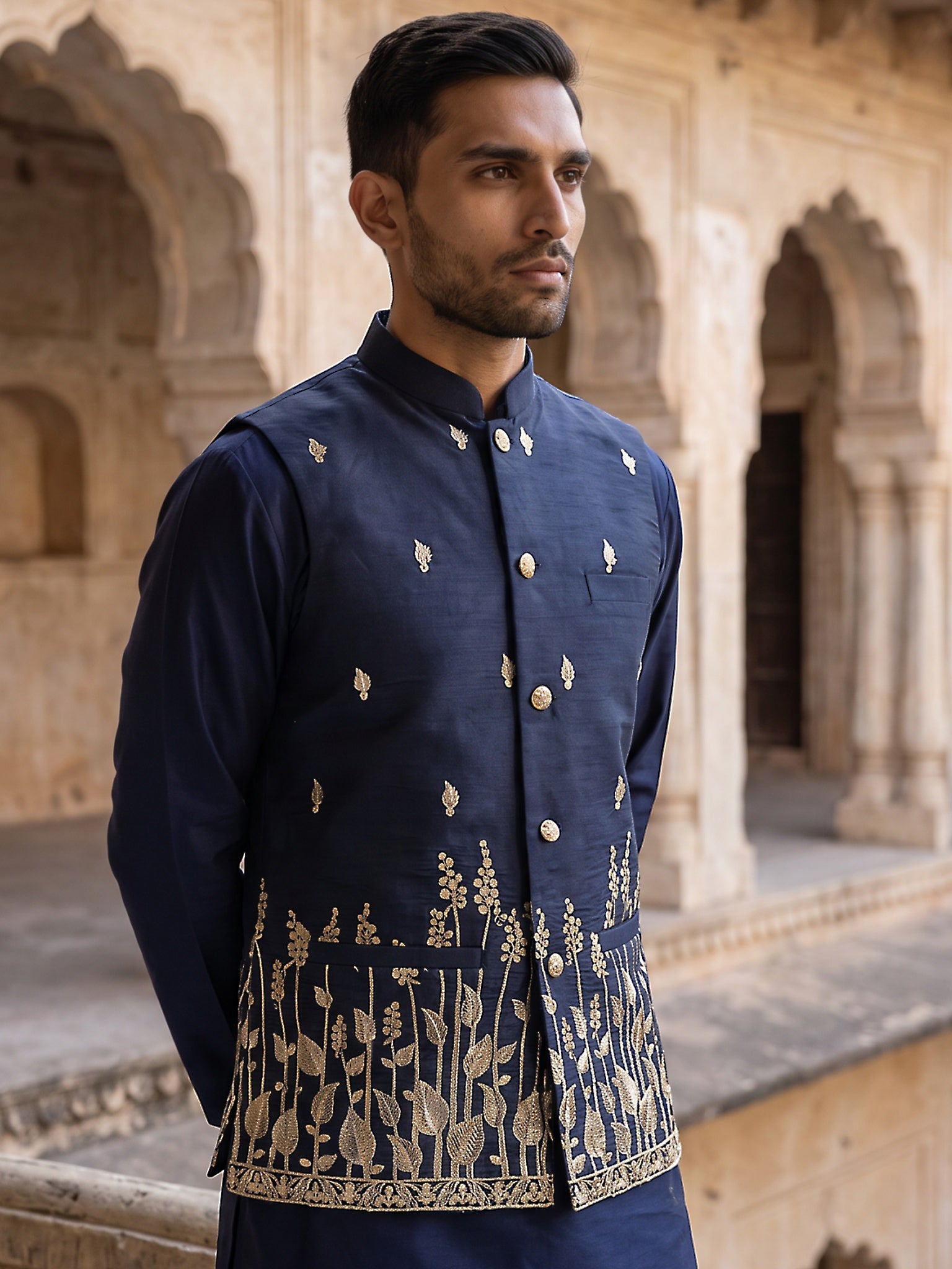 DesiQlo Men Embroidered Nehru Jacket and Kurta Pyjama Set - Blue