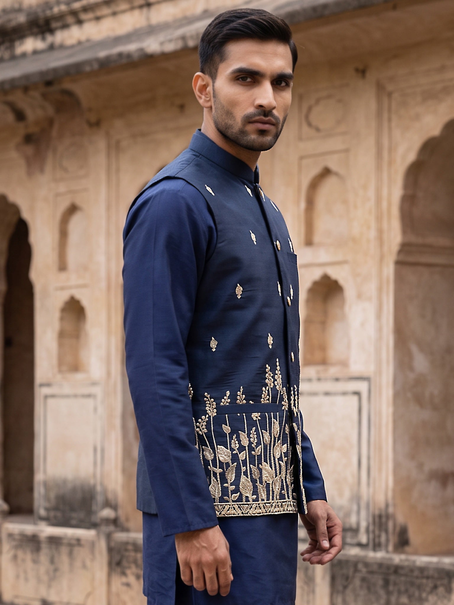 DesiQlo Men Embroidered Nehru Jacket and Kurta Pyjama Set - Blue