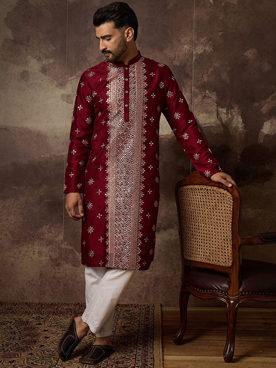 Ethnic Bay Men Maroon Silk Blend Solid Embroidered Straight Kurta With Pant Set-MKSET1369