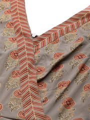 Overlap neck pleated jumpsuit in Grey Print