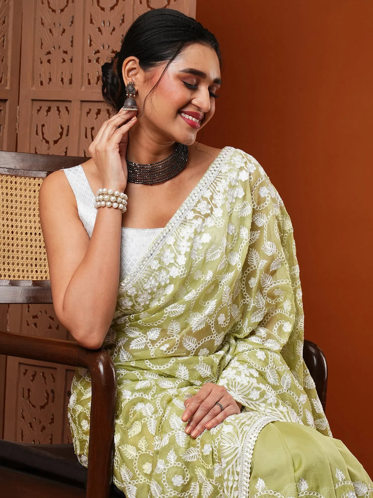 Women's Organza Green Embroidered Designer Saree With Blouse Piece-7KAVI704