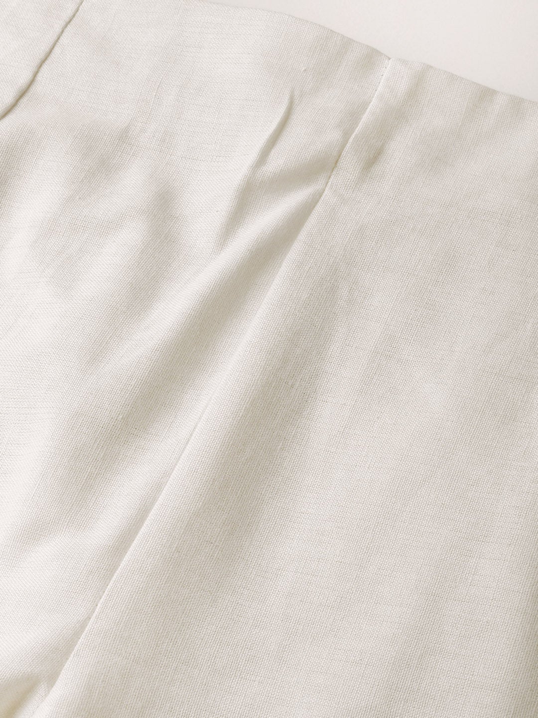 White Solid Cotton Flex Slim Fit Women Pants With One Pocket | DesiQlo
