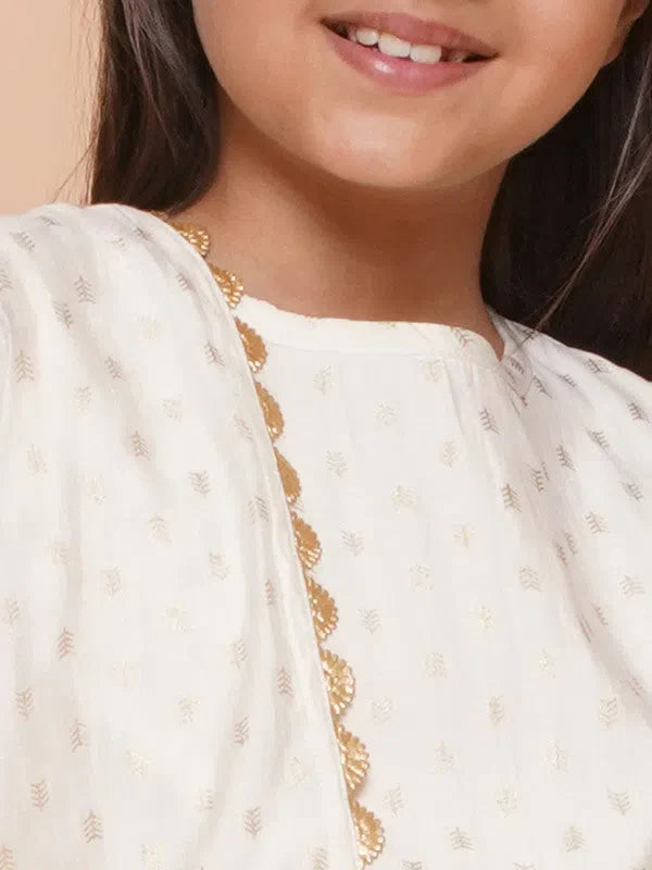 Girls Lehngas Choli - Traditional Indian Wear for Festive Occa...
