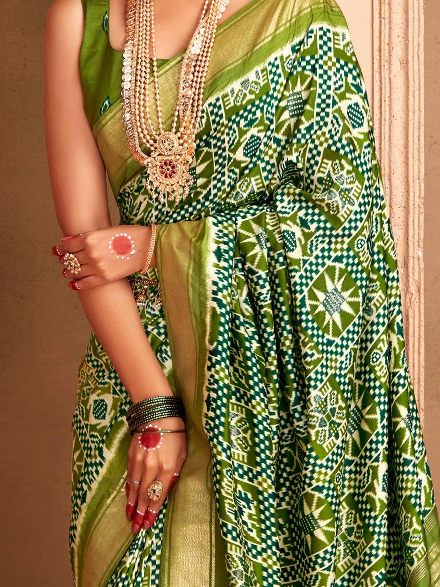 Traditional Green Woven Polyester Saree with Blouse | Ethnic Indian Wear