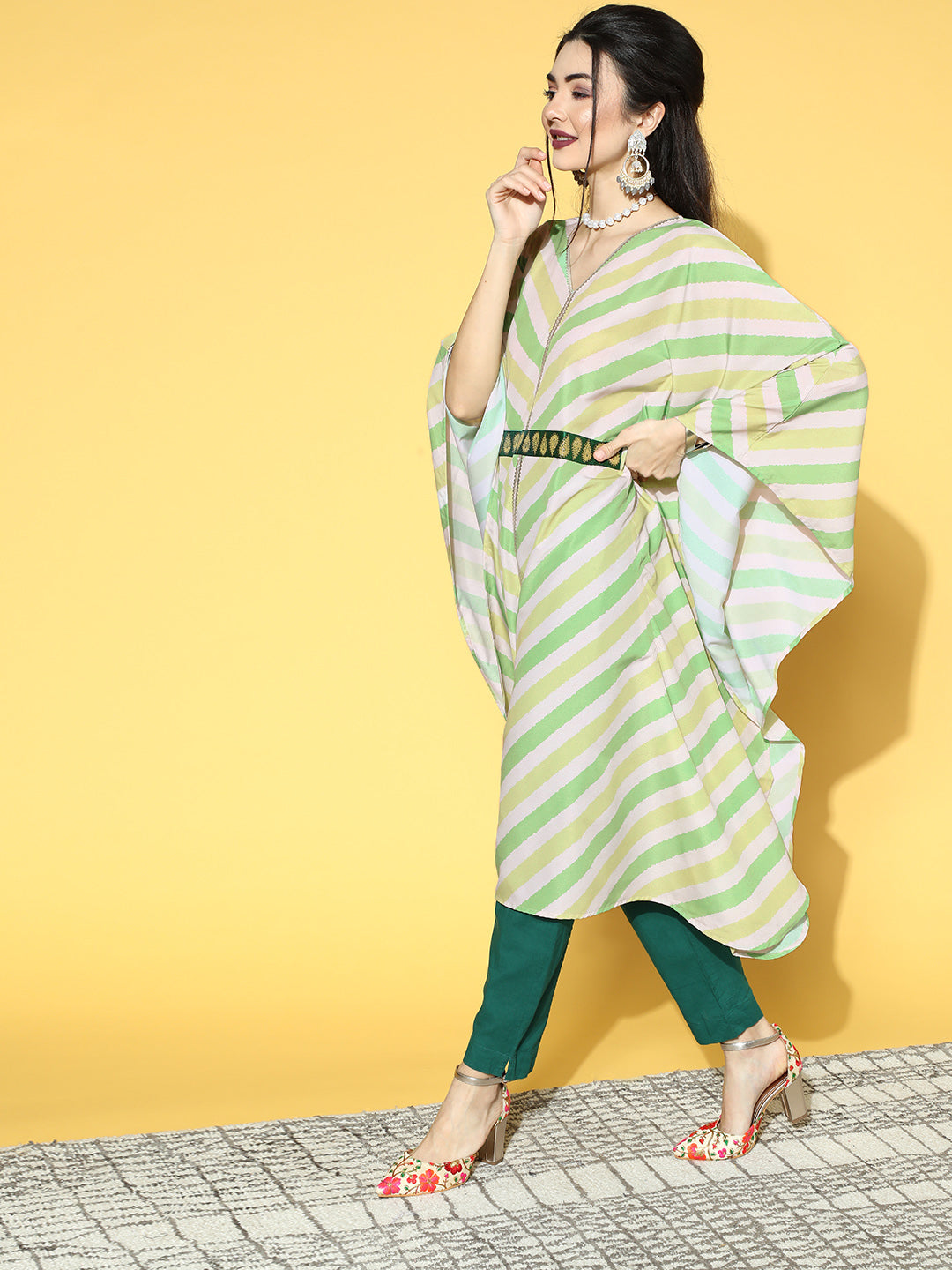 Green Kaftan Dress: Stylish Women's Kaftans & Resort Wear