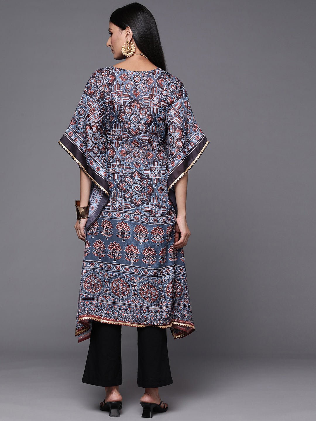 Navy Floral Kaftan Kurta: Stylish Women's Kaftan Dresses