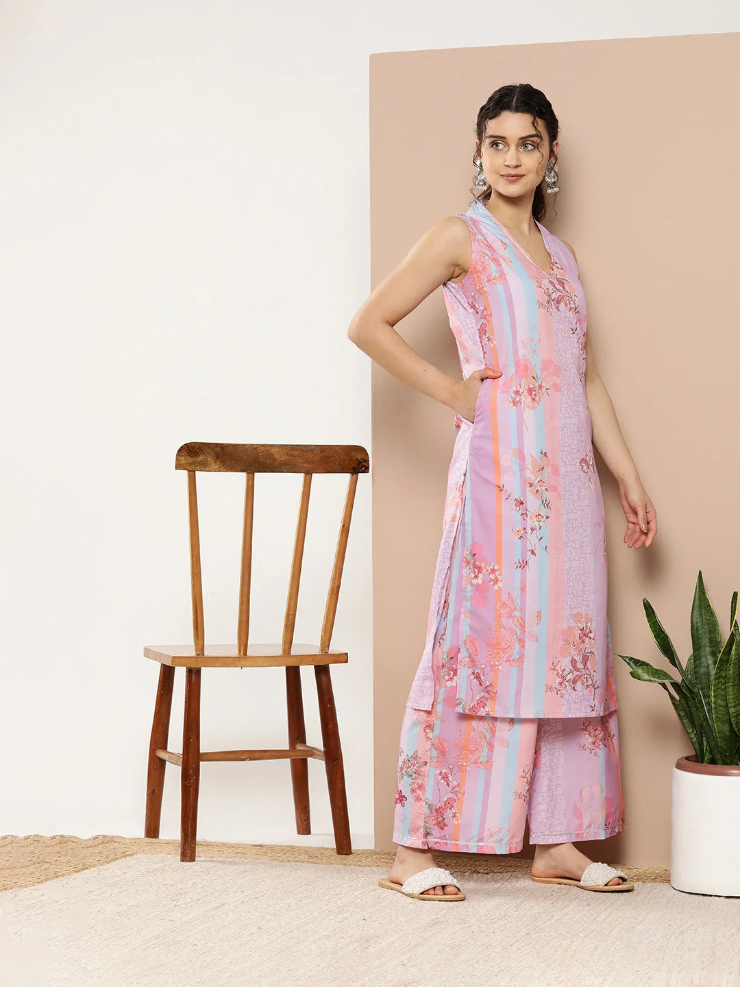 Lavender Floral Kurta and Palazzo Set With Dupatta- Stylish set