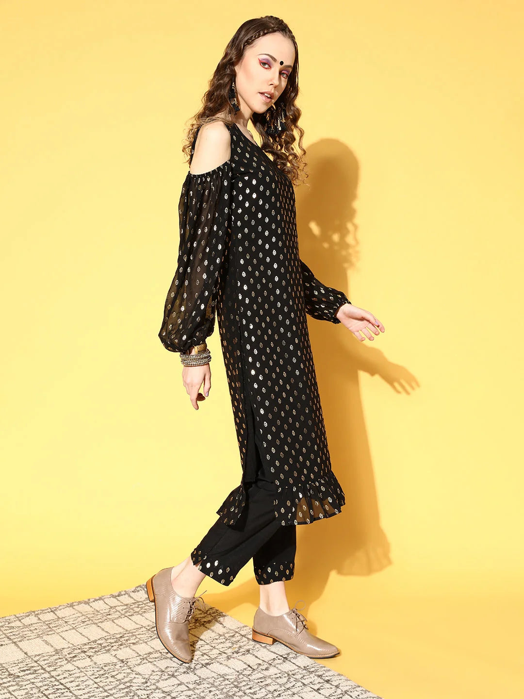 Black & Gold Printed Women's Kurta Set with Trousers | Stylish