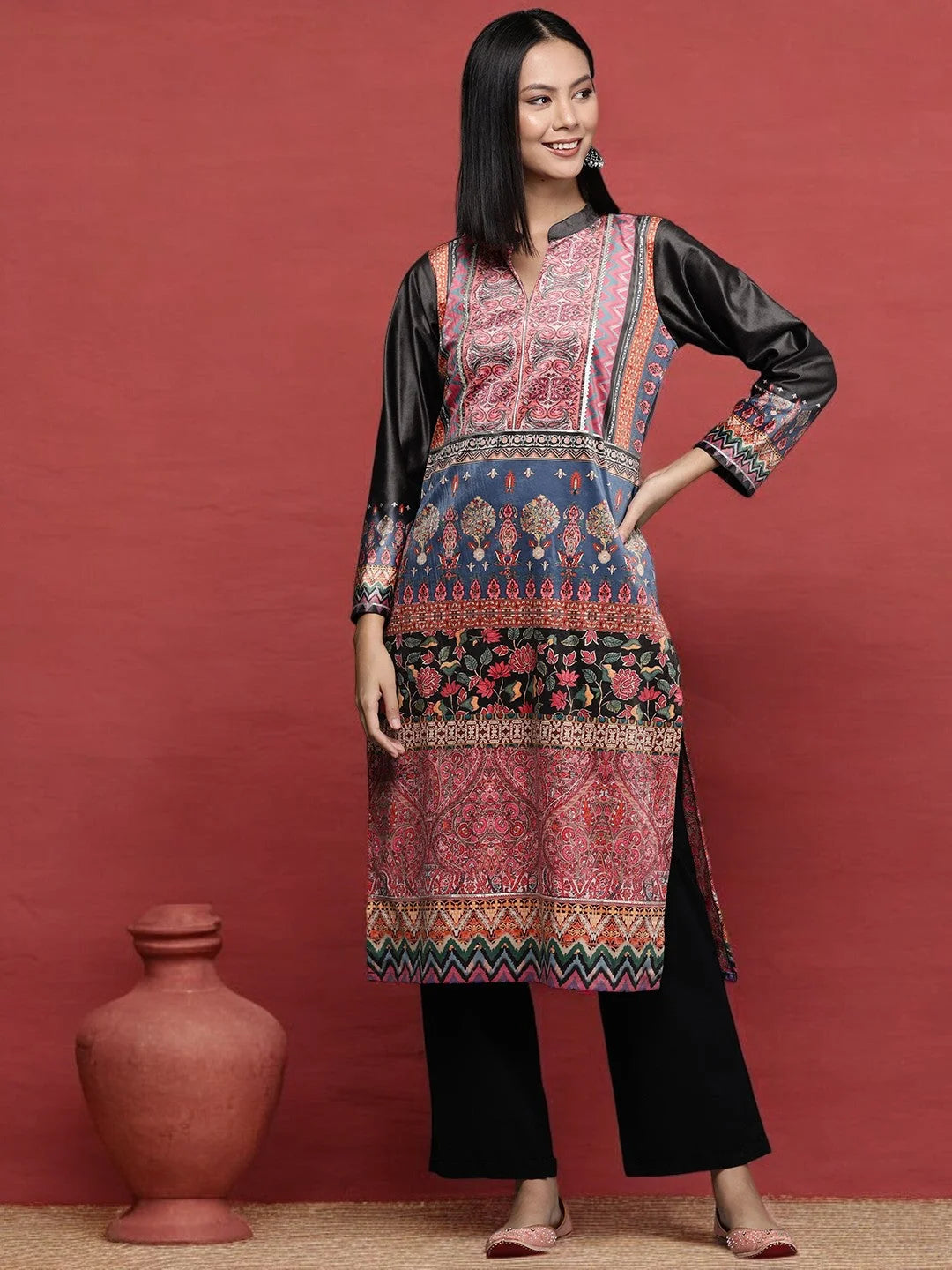 Pink & Black Printed Gotta Patti Velvet Kurta-AHKUVLDP-1106