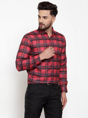 Needle Red Men's Cotton Checked Formal Shirt's