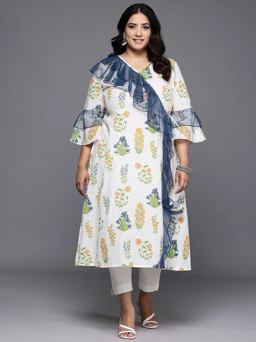Floral Bell Sleeve Indian Kurtis for Women Plus Size