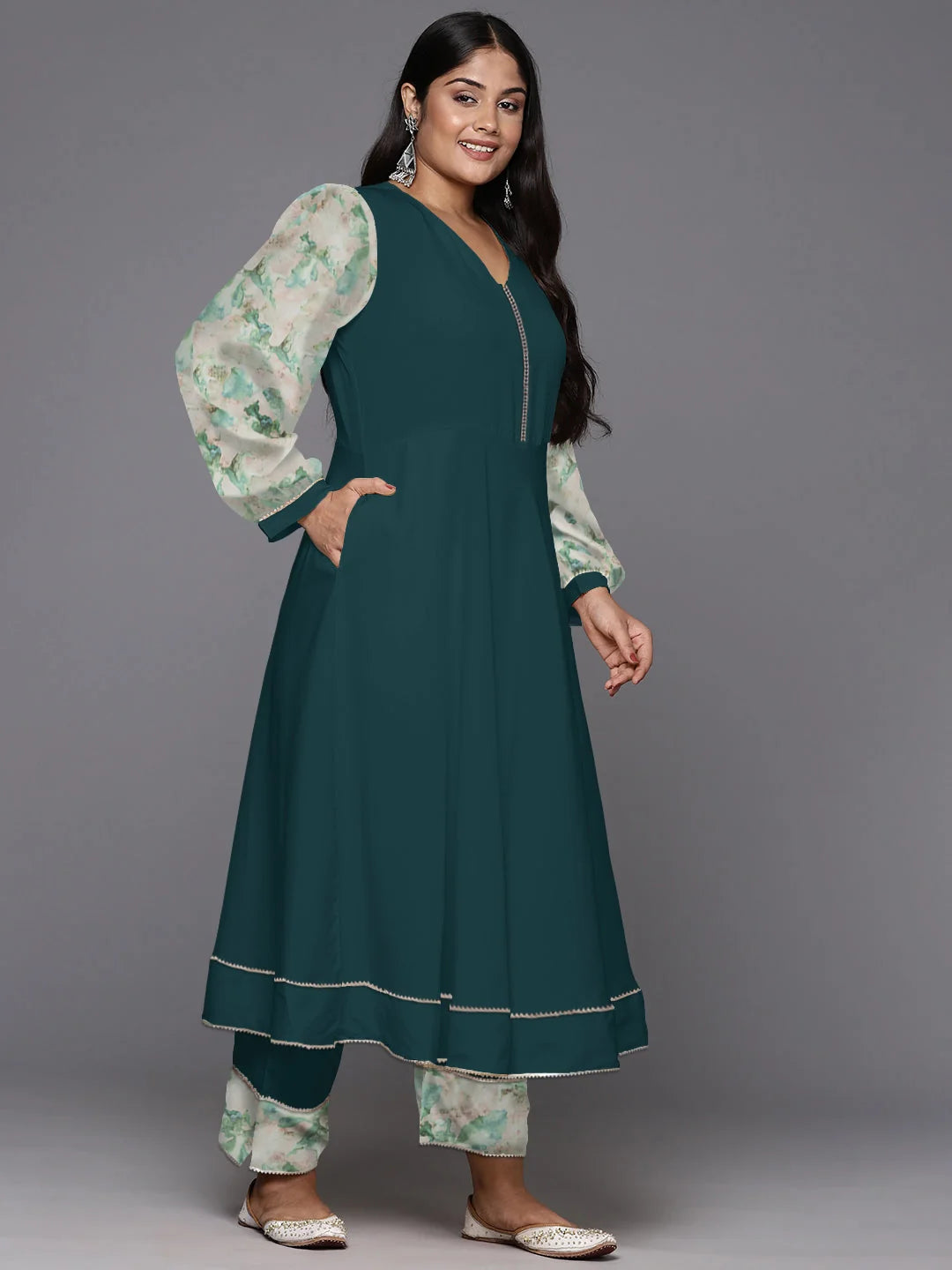 Elegant Anarkali Kurta Set - Puffed Sleeves & Gotta Patti Detail
