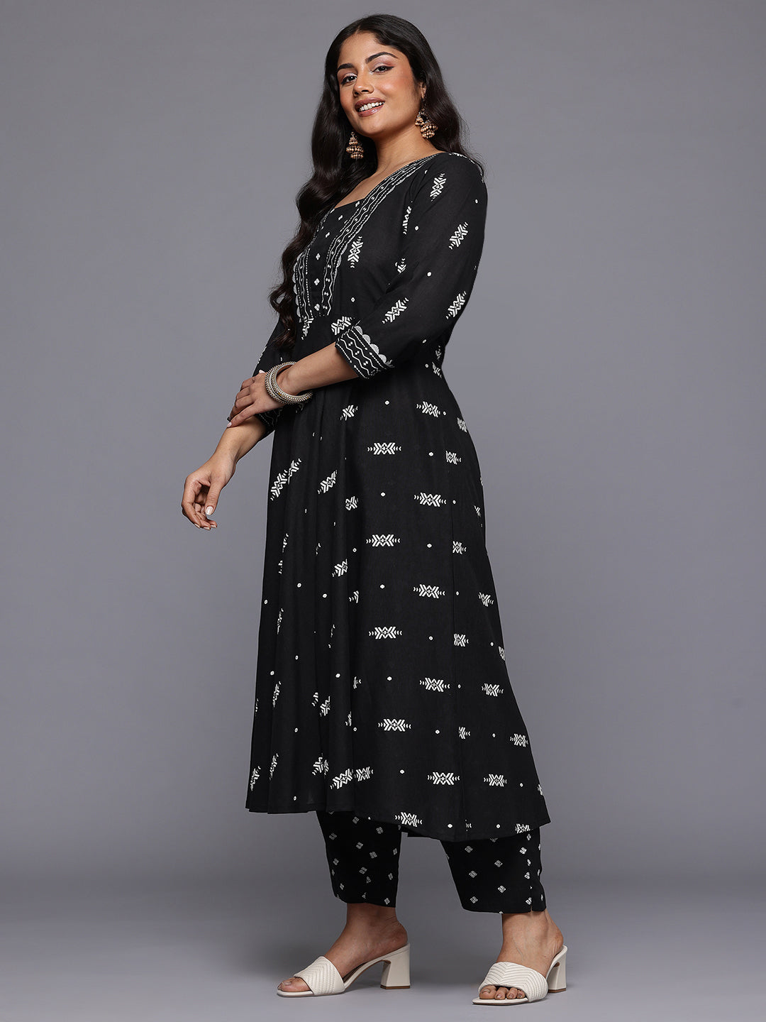 Plus Size Printed Pleated Gotta Patti Kurta with Trousers & With Dupatta