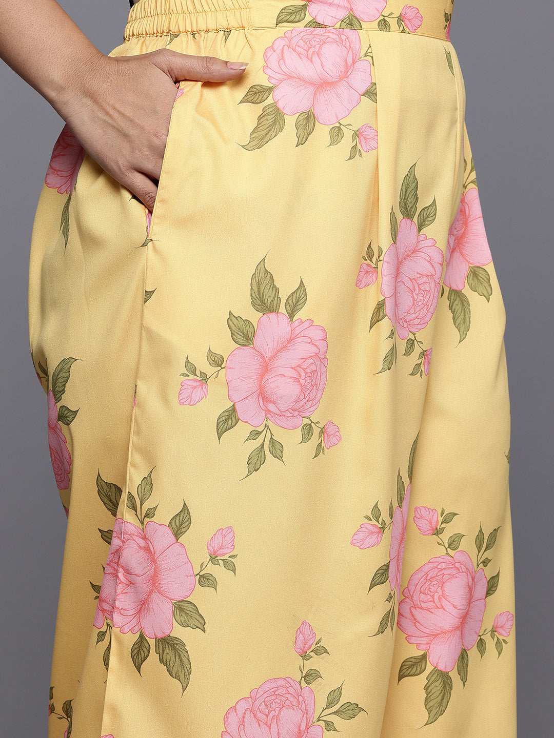 Women's Traditional Wear Yellow Kurta Set-AP-AHKUPZDU-COMBO-1123