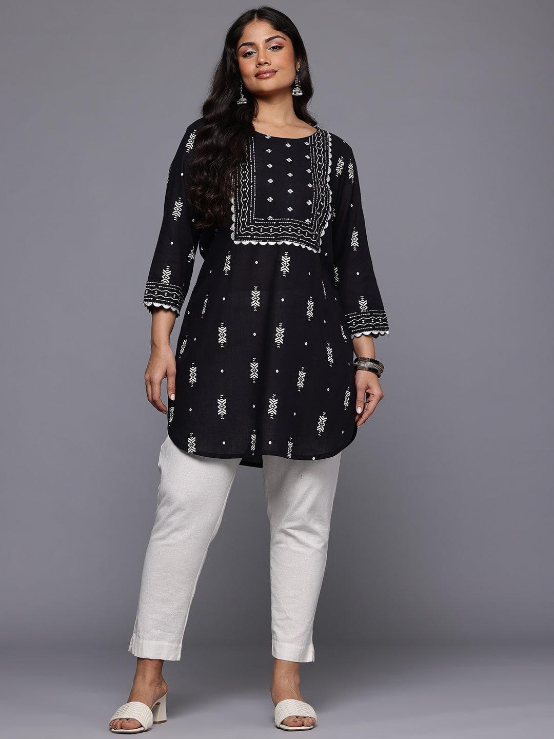 A PLUS BY AHALYAA Plus Size Geometric Printed Tunic