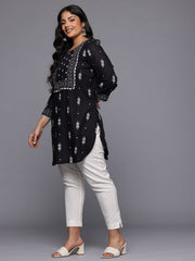 A PLUS BY AHALYAA Plus Size Geometric Printed Tunic