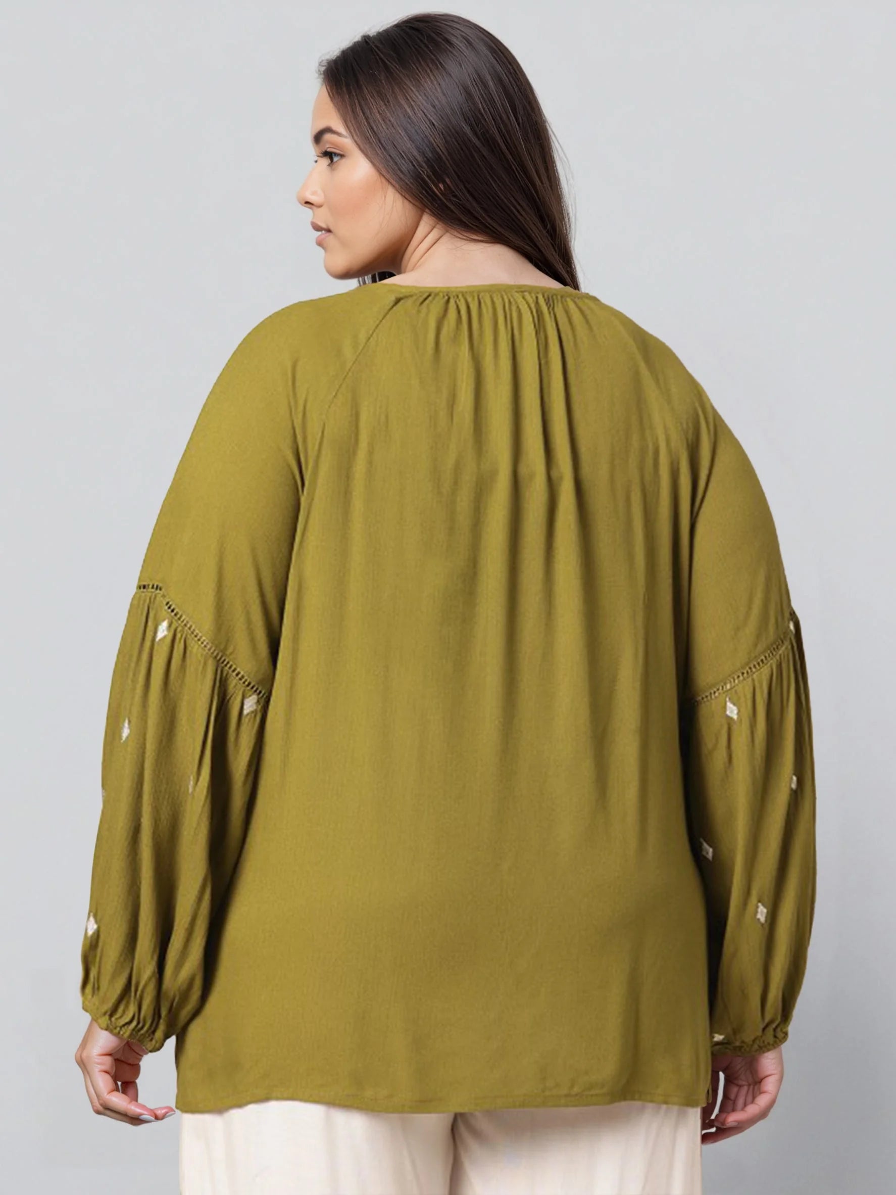 Rosah Women Green Round Neck Embroidered Smart Casual Top-AP-RSTPCVSEMB-11