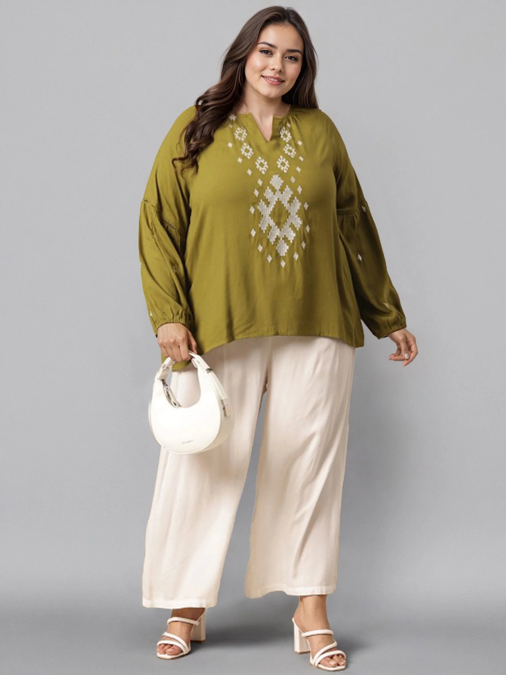 Rosah Women Green Round Neck Embroidered Smart Casual Top-AP-RSTPCVSEMB-11