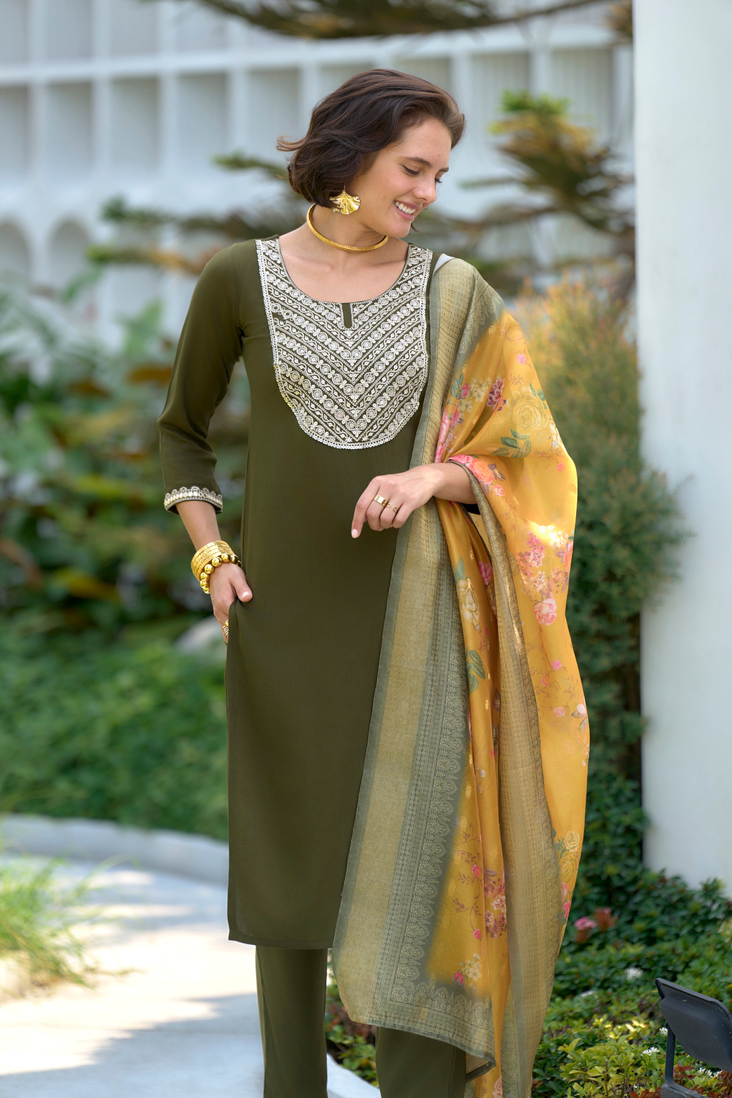 Women's Olive Viscose Rayon Embroidered Kurta Pant With Dupatta