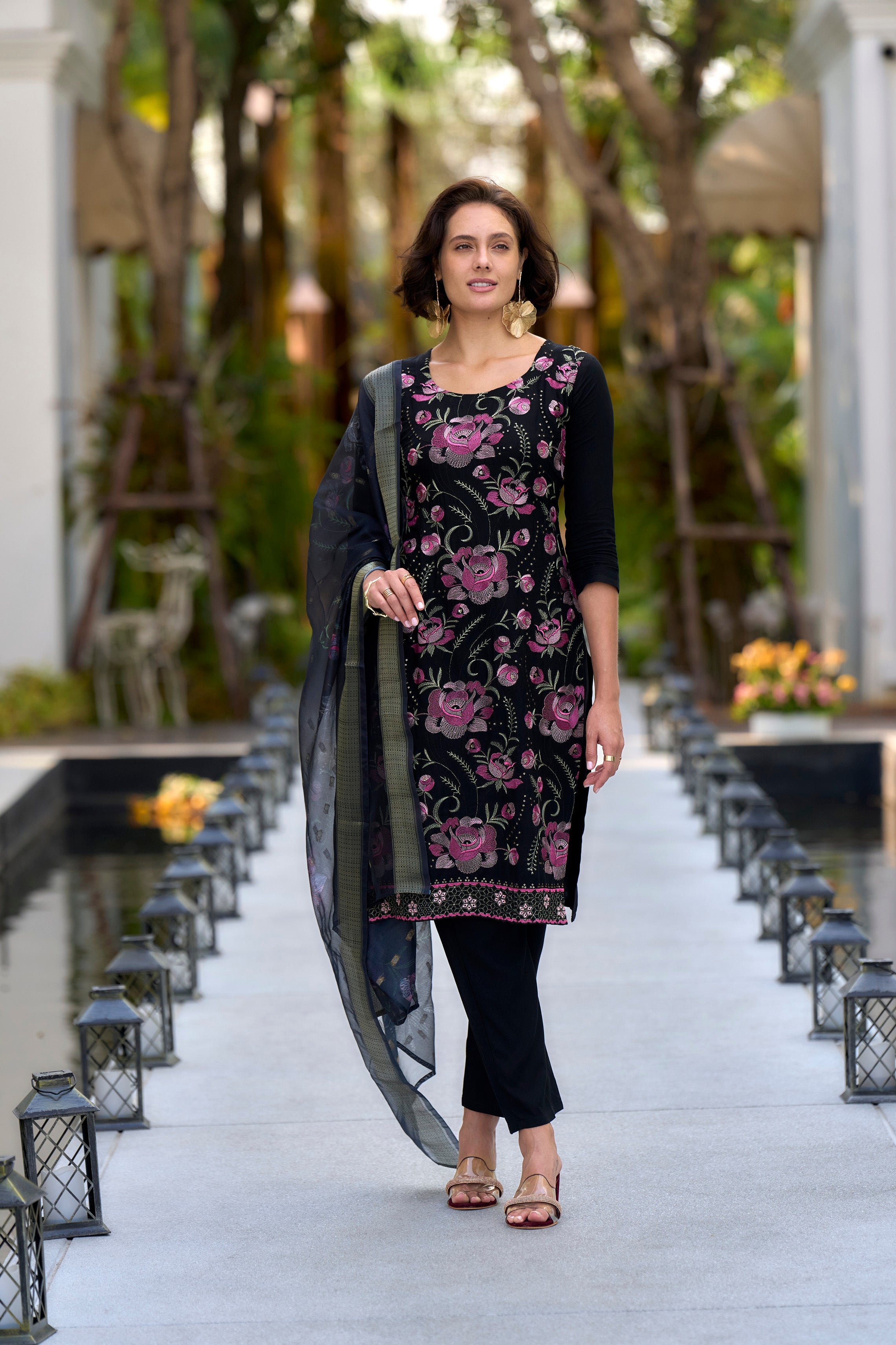Women's Black Rayon Embroidered Kurta Pant With Dupatta