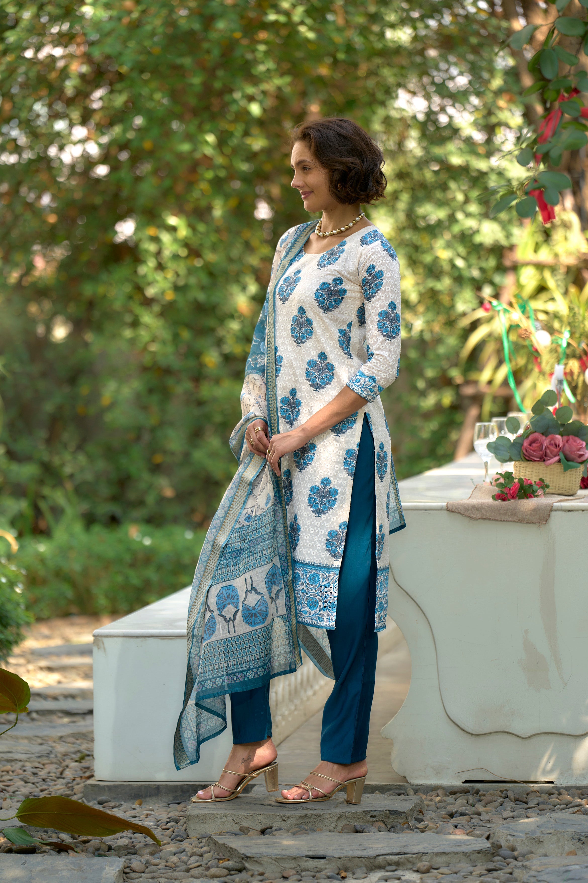 Women's Cotton White Floral Printed With Chikankari Embroidered Kurta Pant With Dupatta