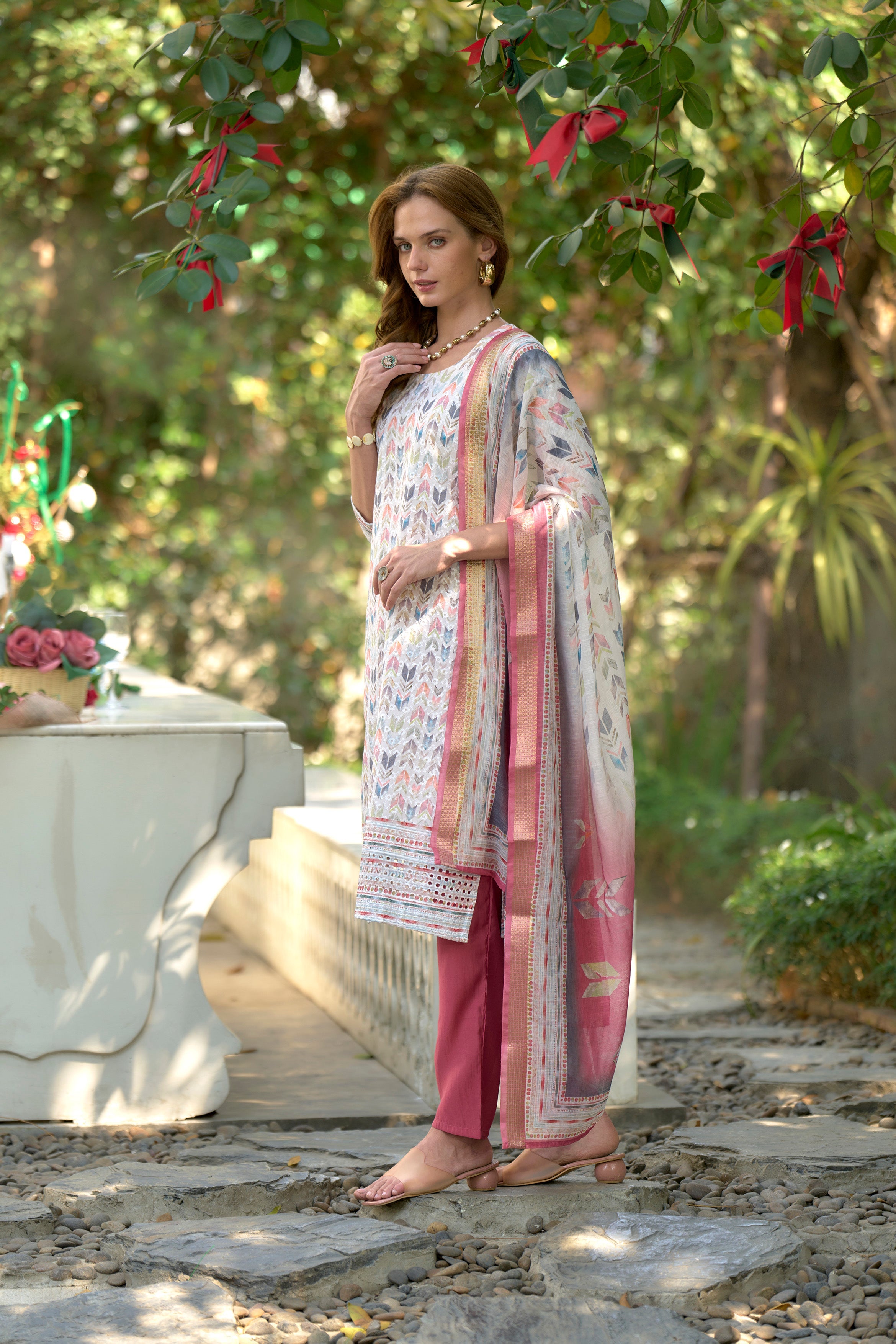 Women's Cotton White Blue Floral Printed With Chikankari Embroidered Kurta Pant With Dupatta