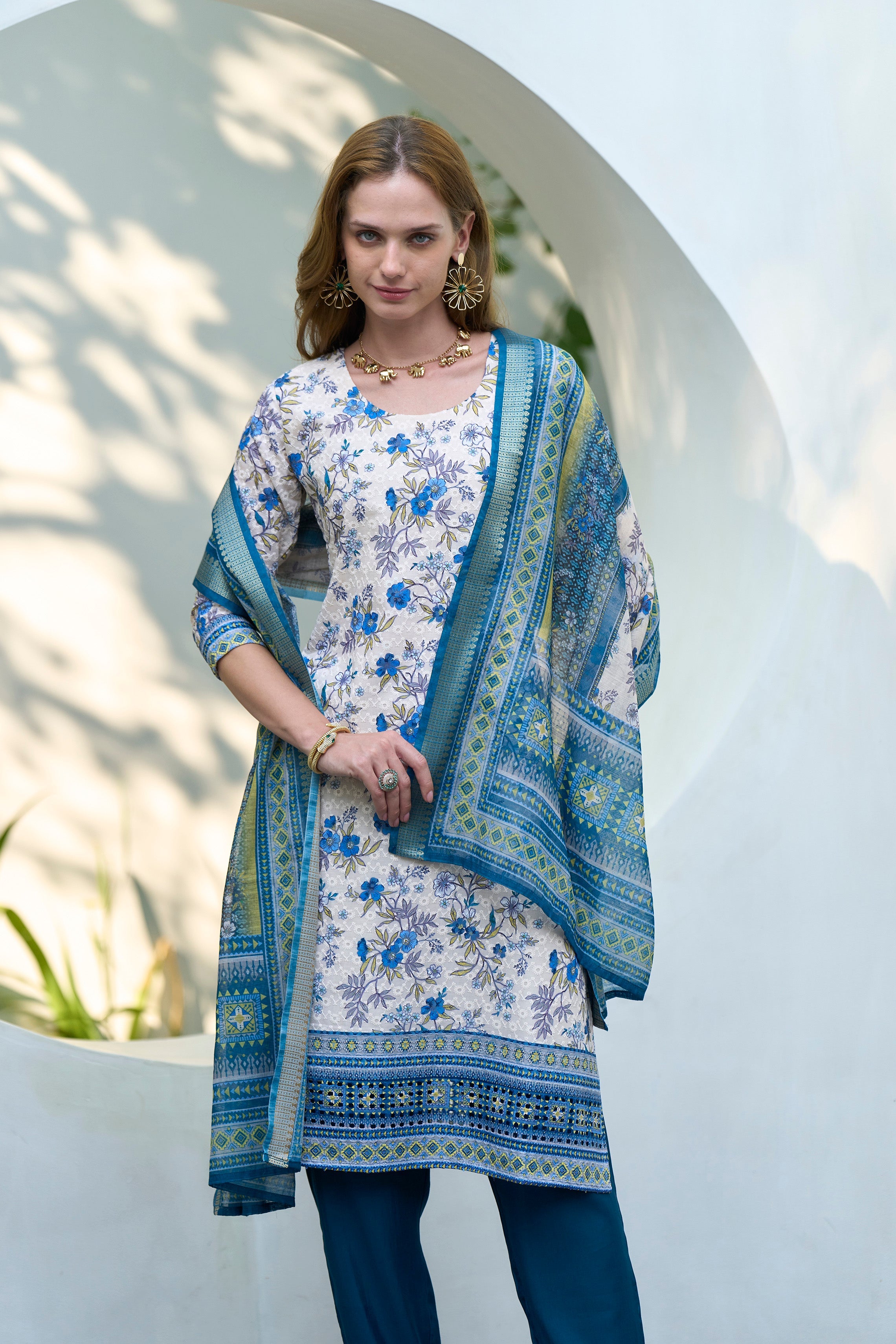 Women's Cotton White Blue Floral Printed With Chikankari Embroidered Kurta Pant With Dupatta