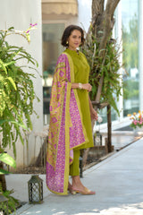 Women's Cotton Green Emblished Kurta Pant With Dupatta-AVT-S2032-Green