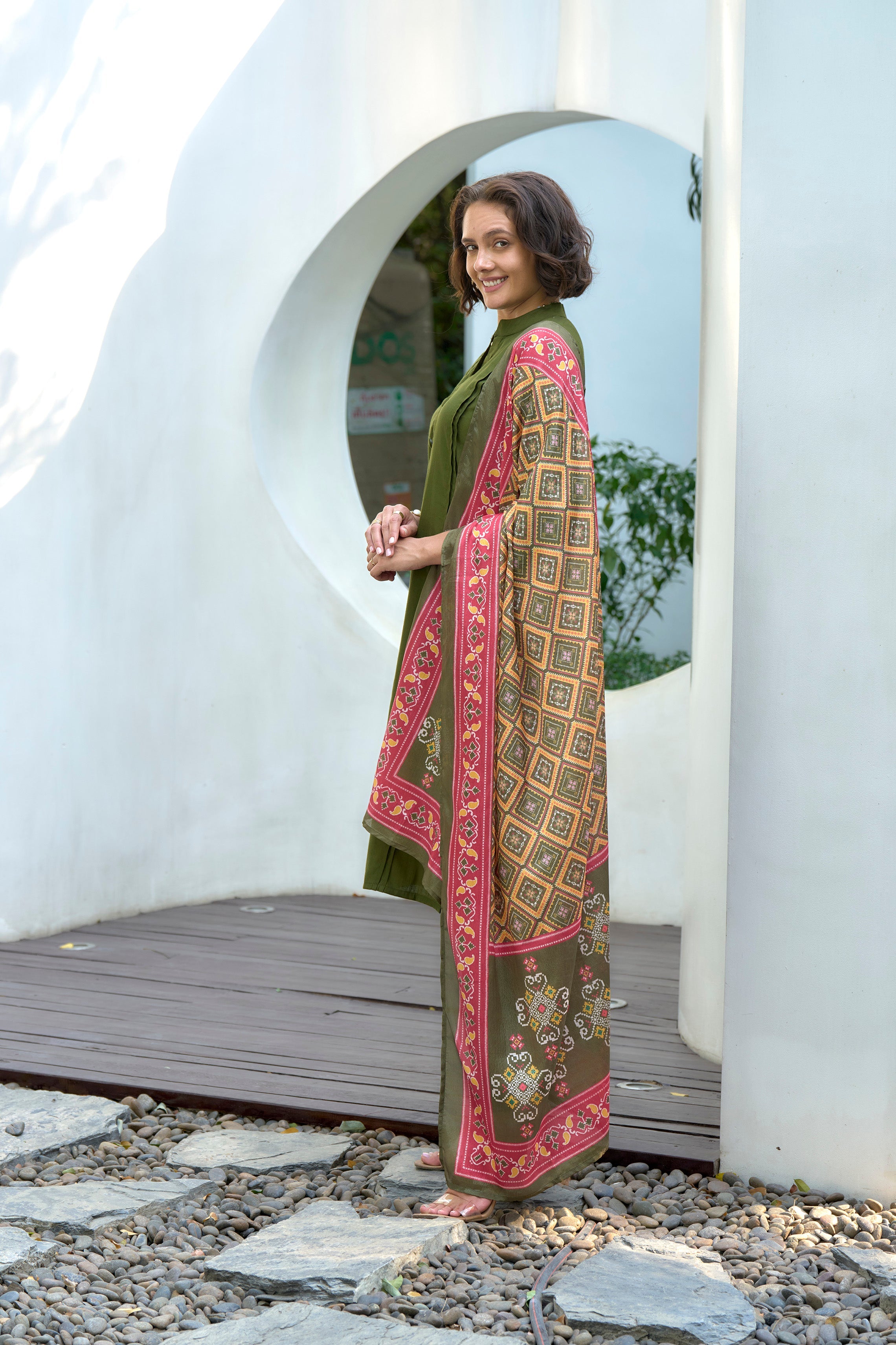 Women's Cotton Dark Green Emblished Kurta Pant With Dupatta