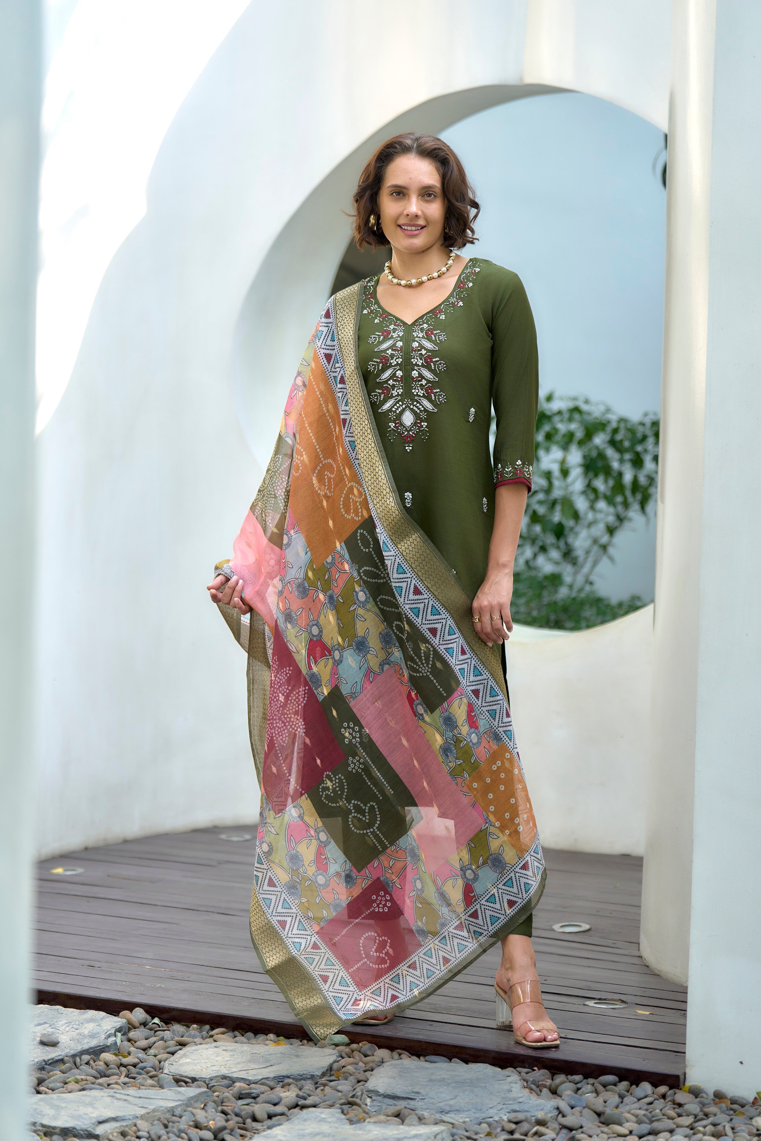 Women's Cotton Dark Green Embroidered Kurta Pant With Dupatta