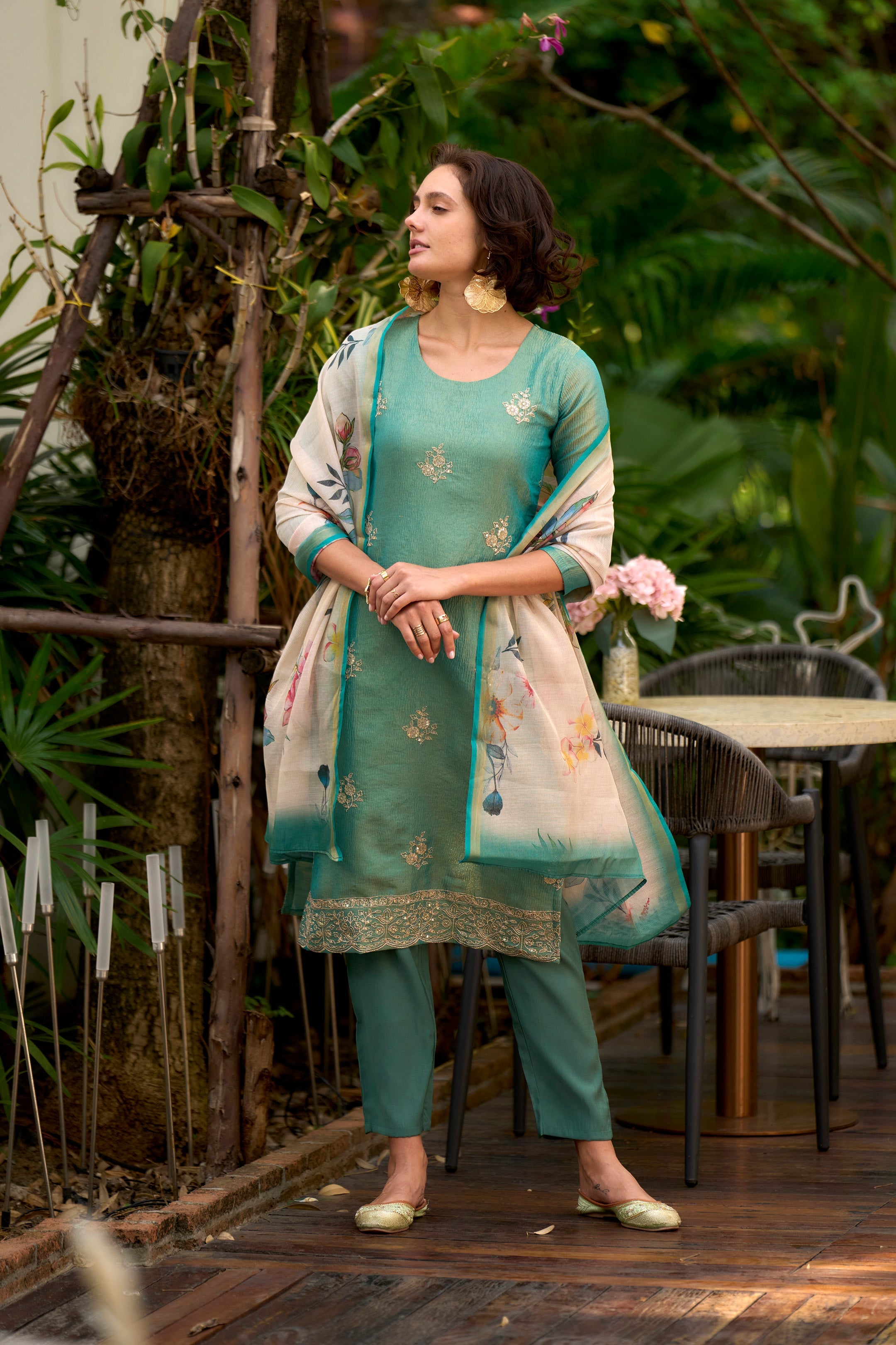 Women's Cotton Teal Embroidered Kurta Pant With Dupatta