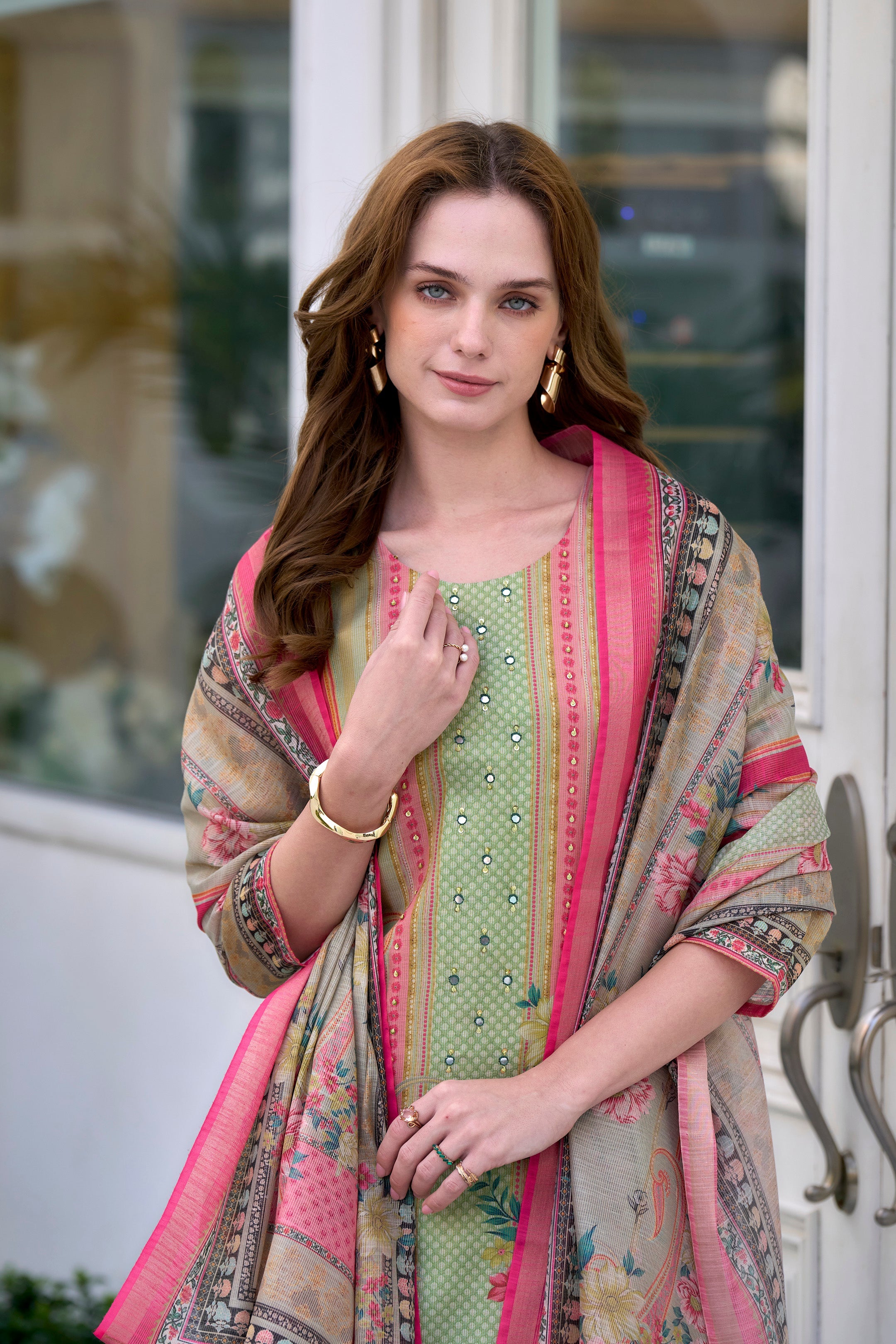 Women's Silk Blend Pista Embroidered Kurta Pant With Dupatta