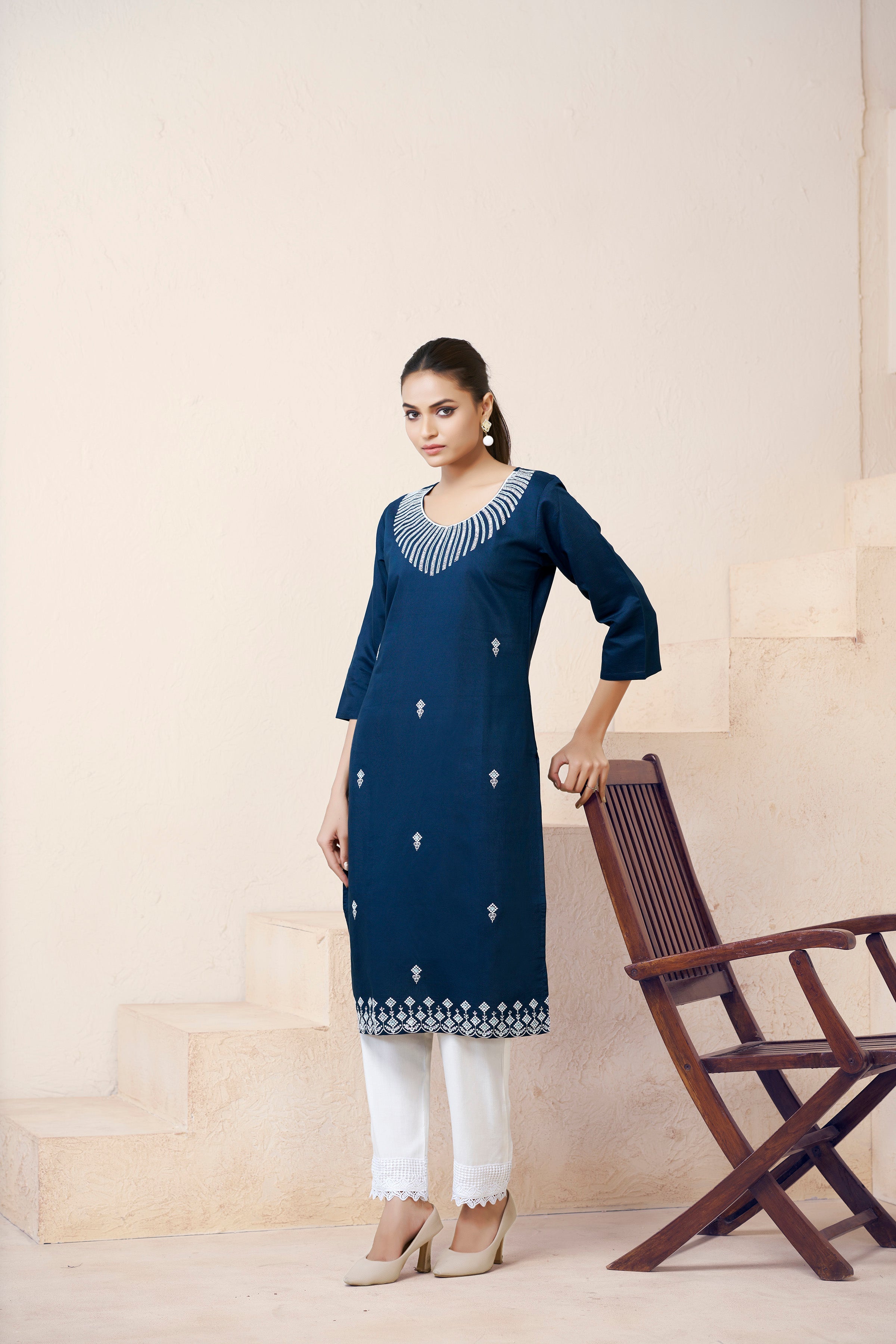 Women's Viscose Rayon Teal Embroidery Kurti