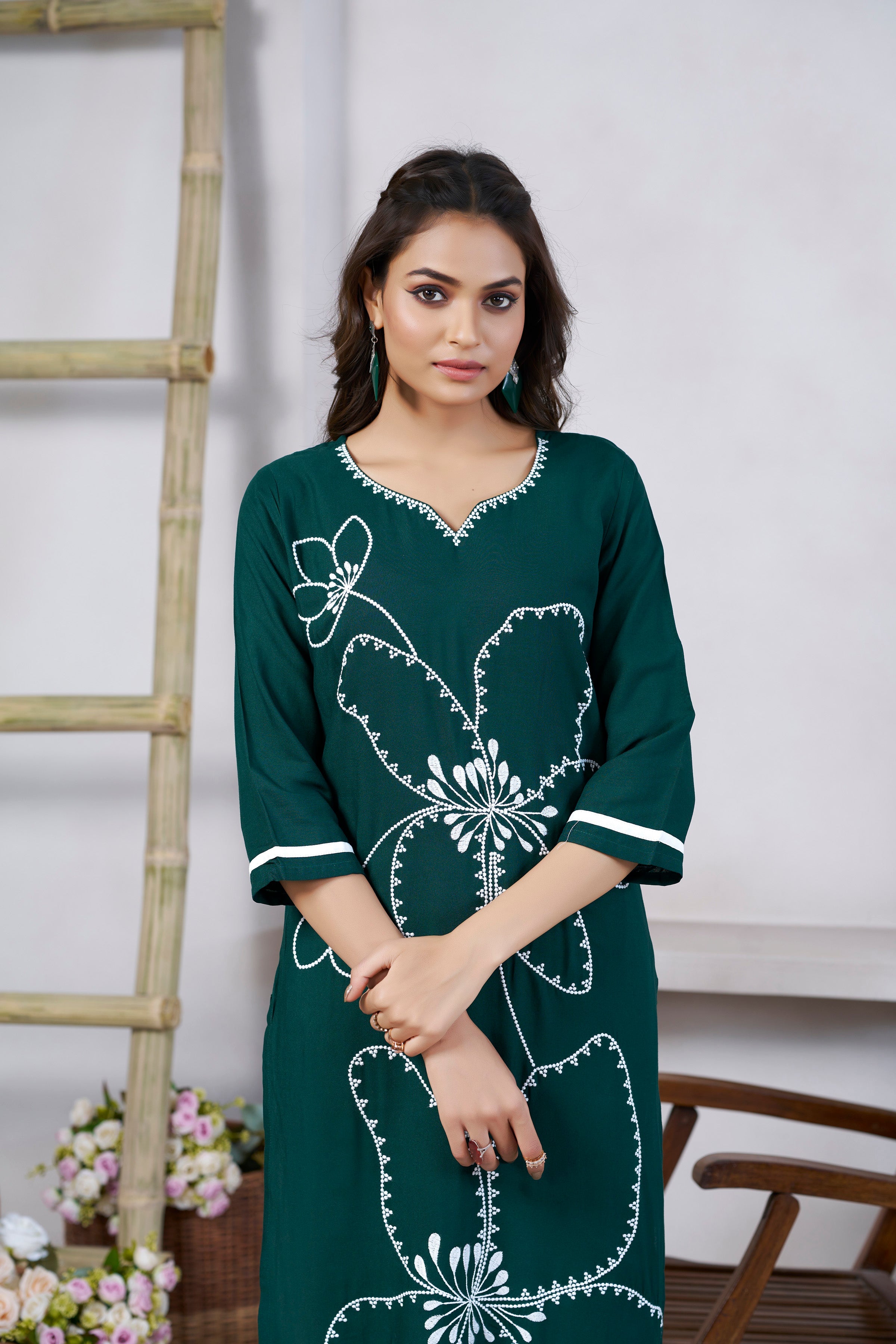 Women's Viscose Rayon Green Embroidery Kurti