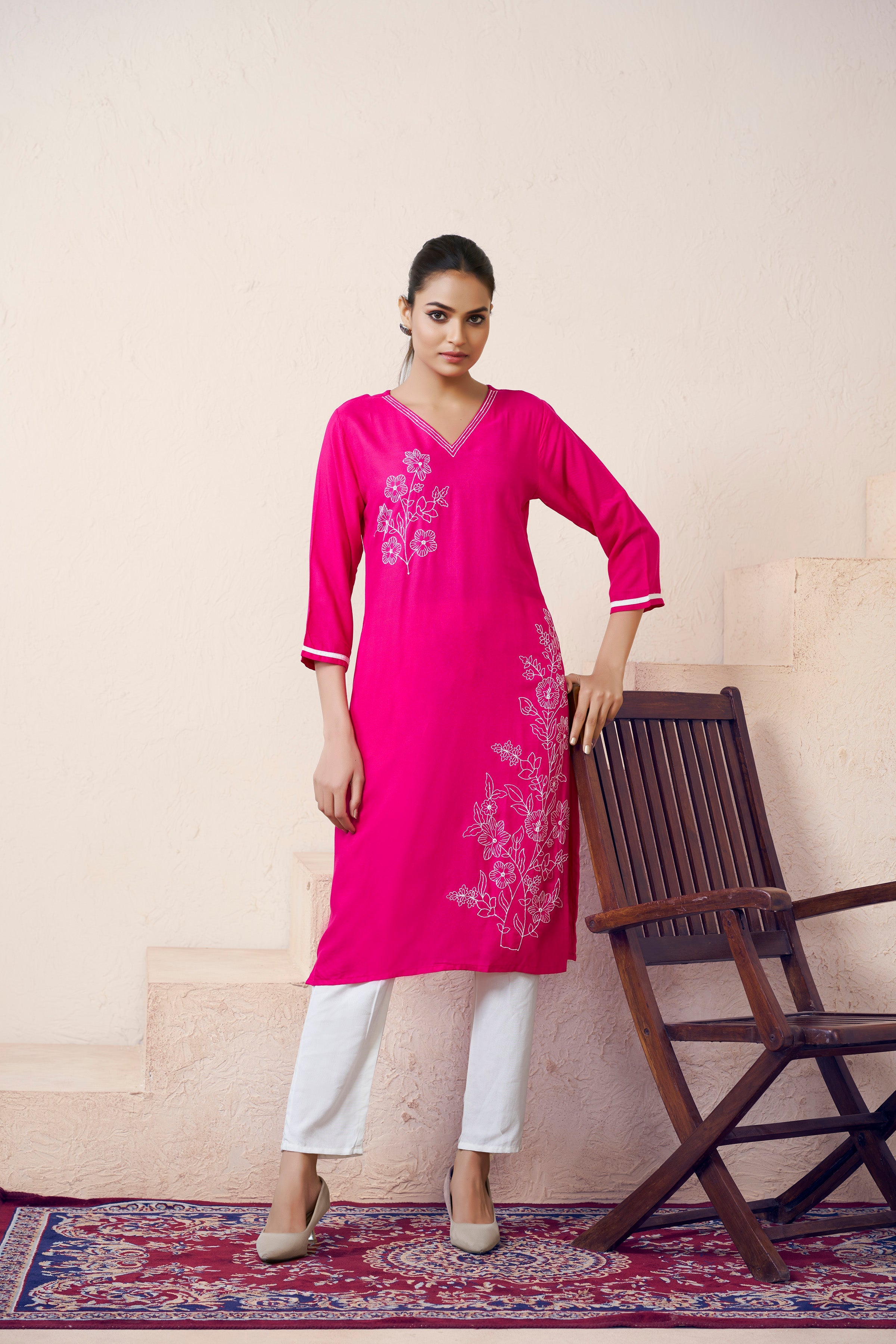 Women's Viscose Rayon Pink Floral Embroidery Kurti