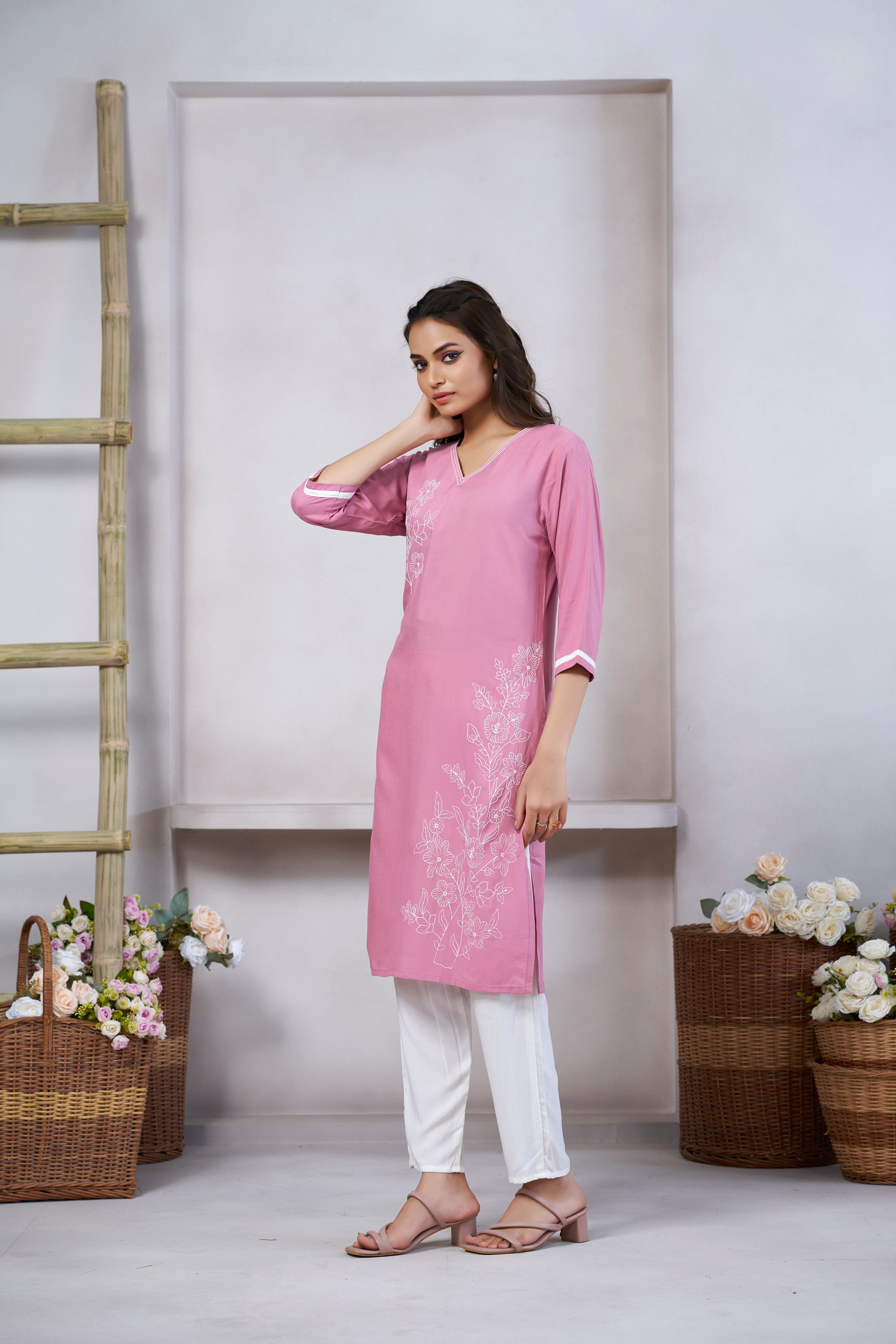 Women's Viscose Rayon Light Pink Floral Embroidery Kurti