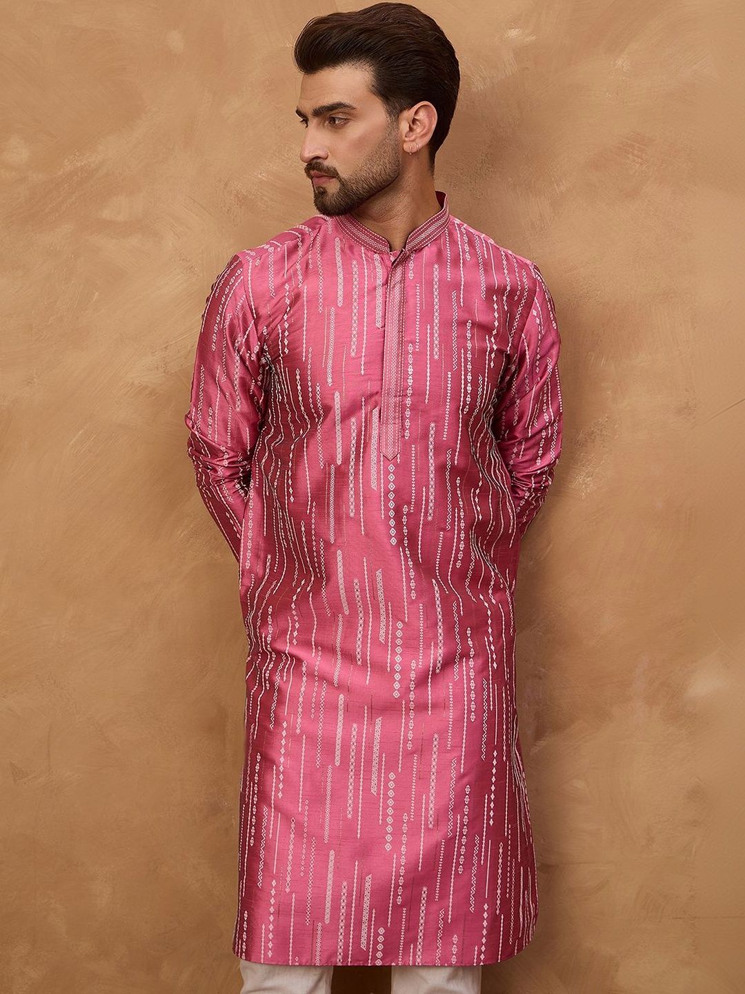 Ethnic Bay Men Pink Silk Blend Geometric Printed Straight Kurta With Pant Set-MKSET1533