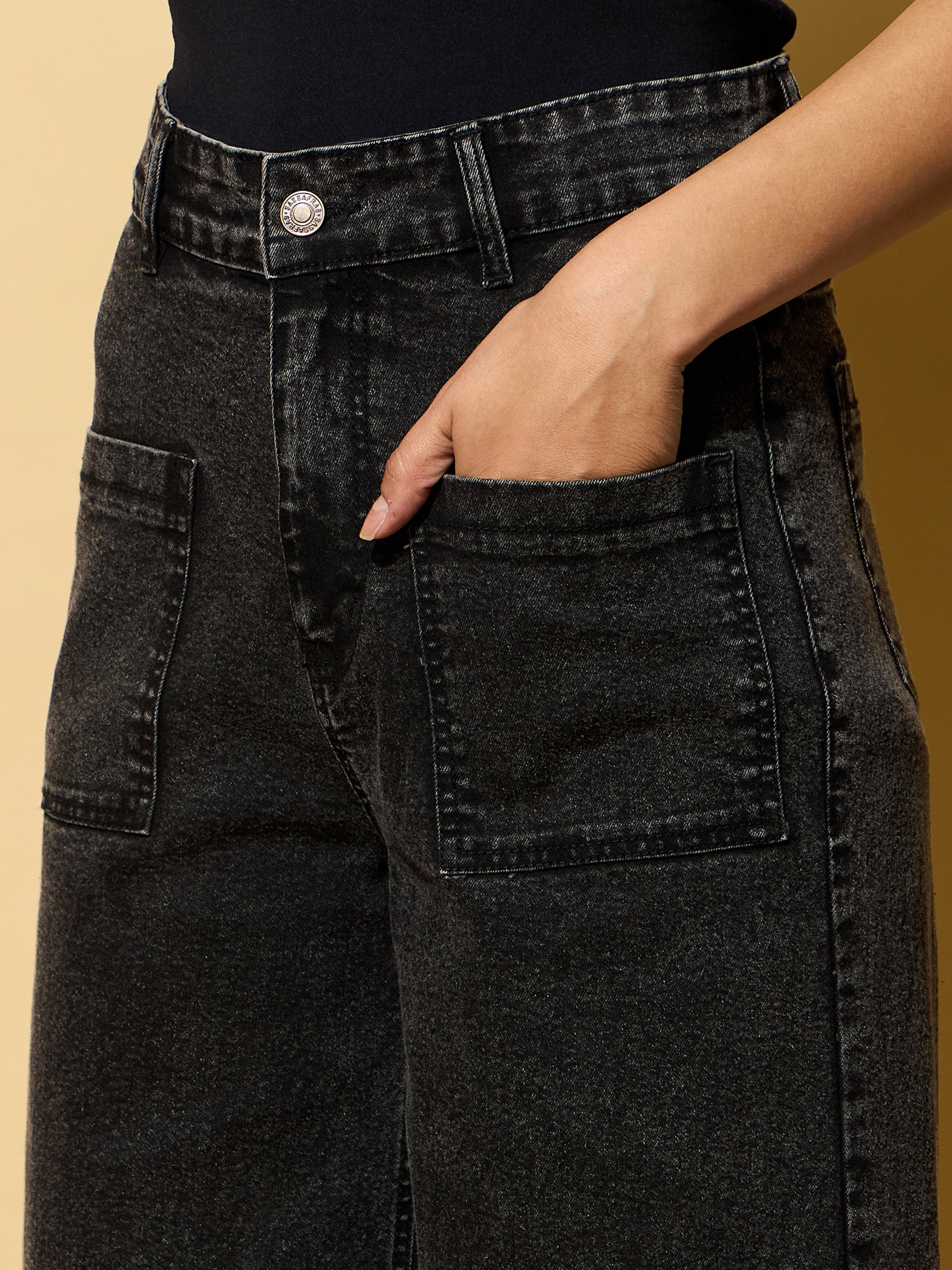 Women Black Wash Multi Pocket Stretch Straight Jeans-BAJEAN0669